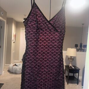 Elegant Black and Red Sparkly Textured Women's Dress